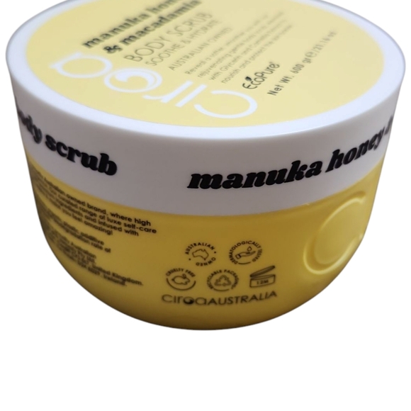 NWT Ciroa Body Scrub with Manuka Honey & Macadamia - Picture 5 of 5